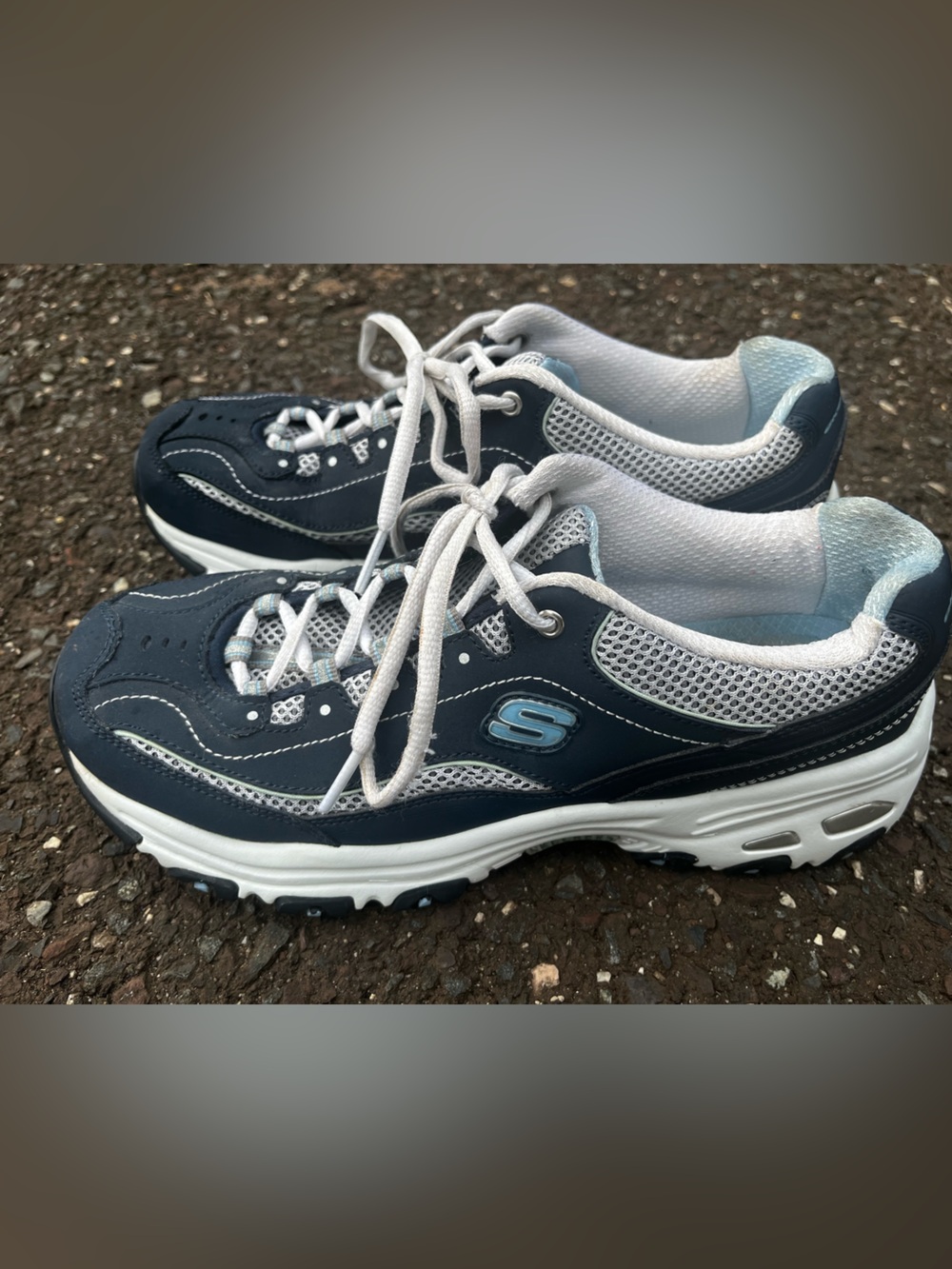 Skechers D’Lites Life Saver Navy Athletic Sneakers Women’s Size 8.5 EUC